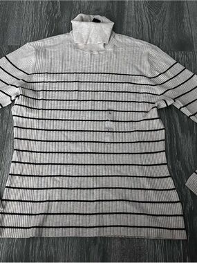 Light  cream Turtleneck Sweater with Stripes size large